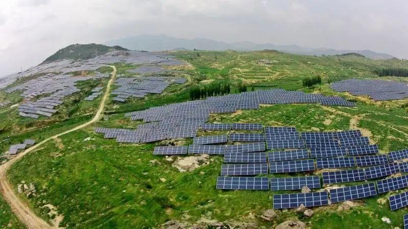 中國十三省最大光伏電站在這里！欽州康熙嶺的光伏電站能排上號了嗎？
